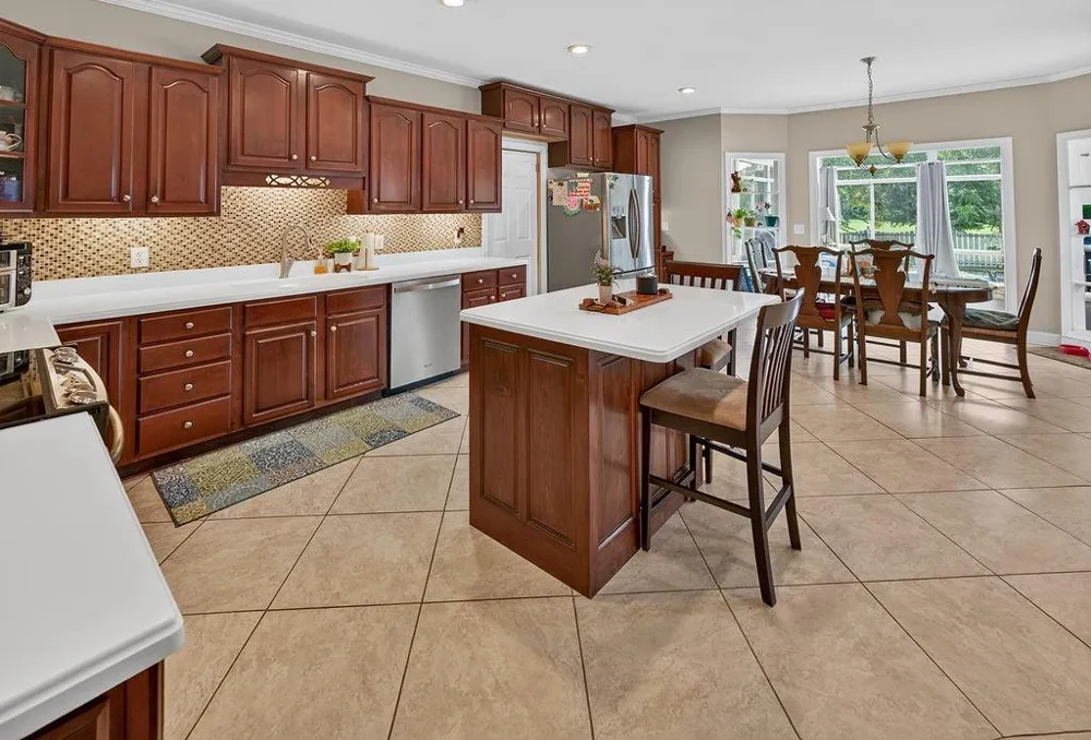 120 Wexford Drive NE Calhoun, GA 30701