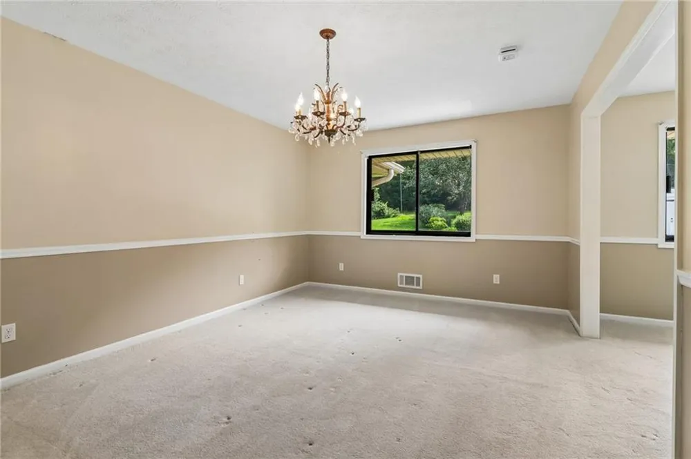 726 Mcdonough Road Griffin, GA 30223