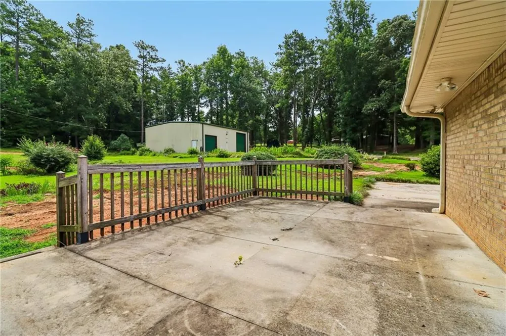 726 Mcdonough Road Griffin, GA 30223