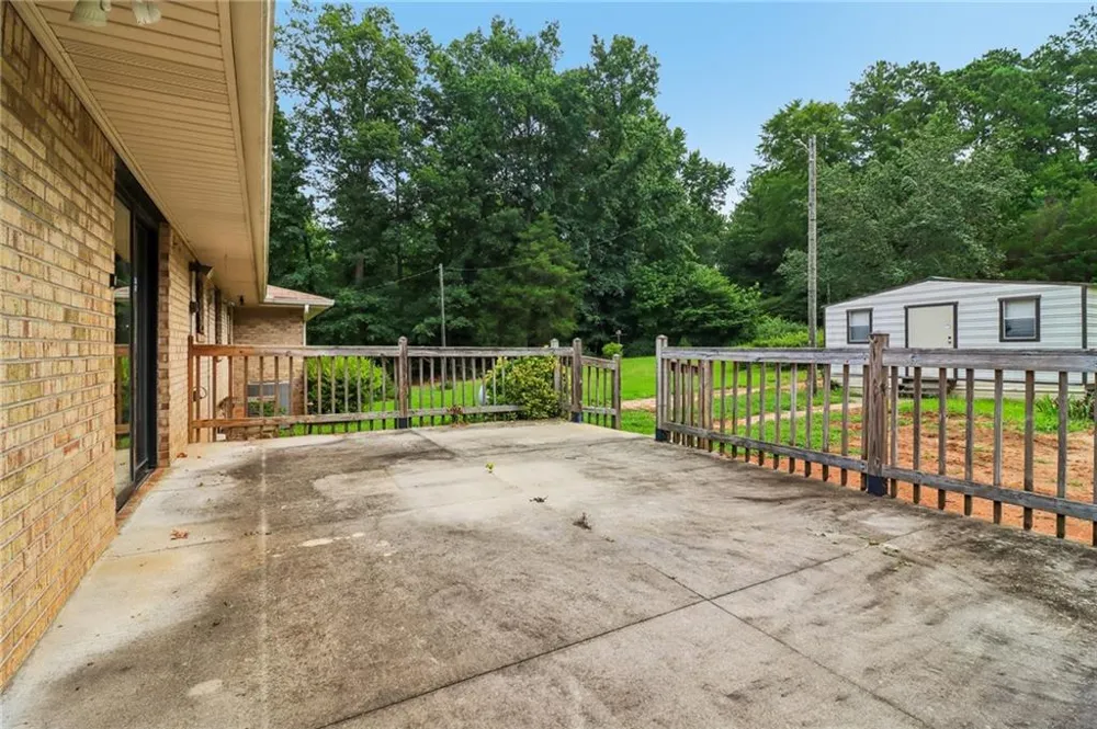 726 Mcdonough Road Griffin, GA 30223