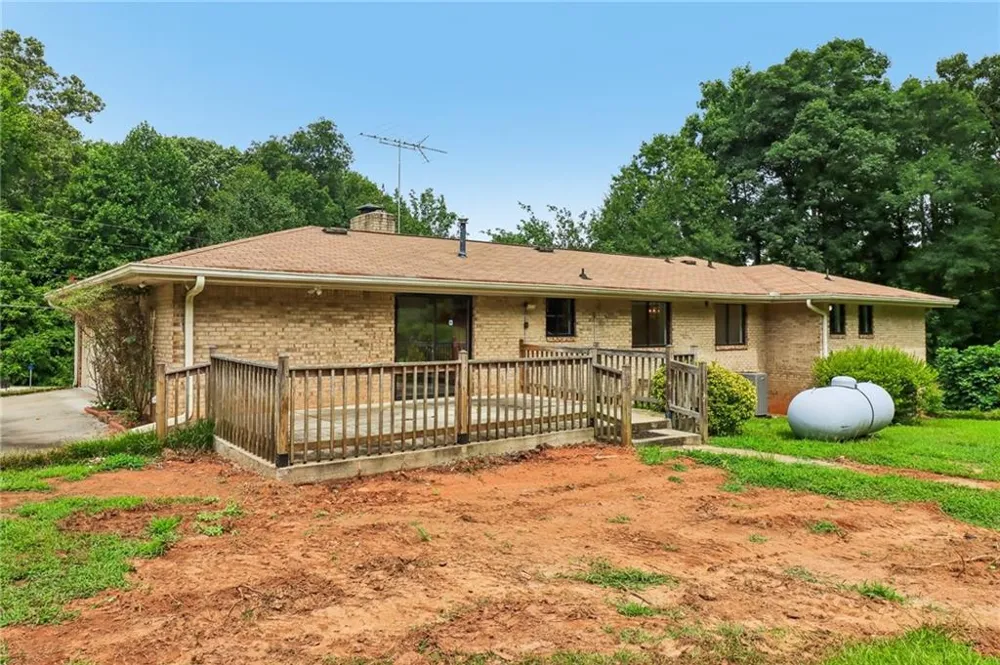 726 Mcdonough Road Griffin, GA 30223