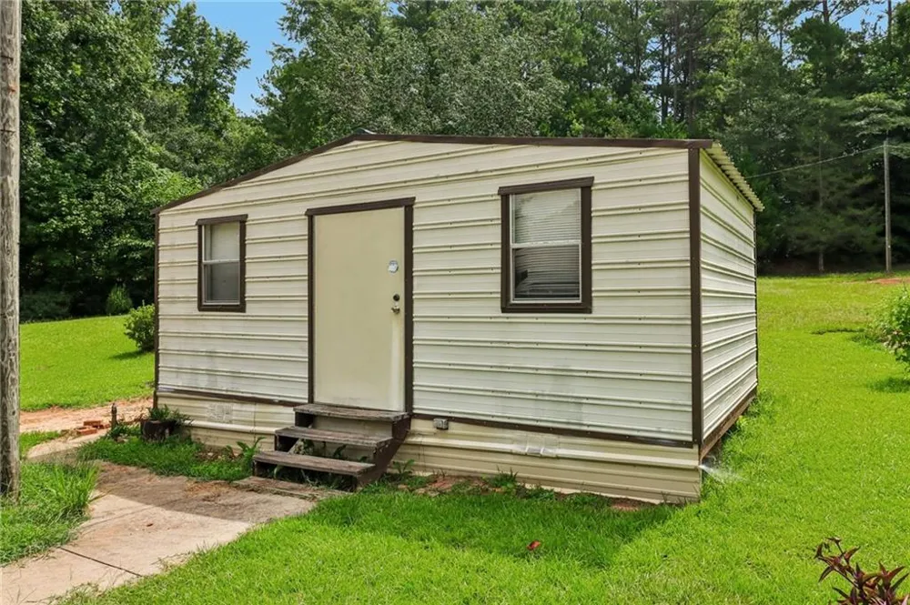 726 Mcdonough Road Griffin, GA 30223