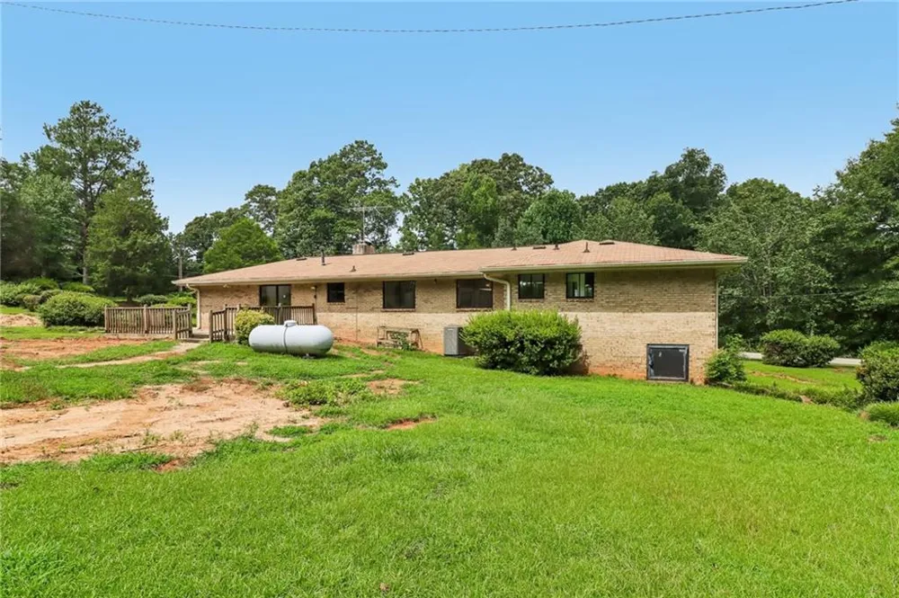 726 Mcdonough Road Griffin, GA 30223