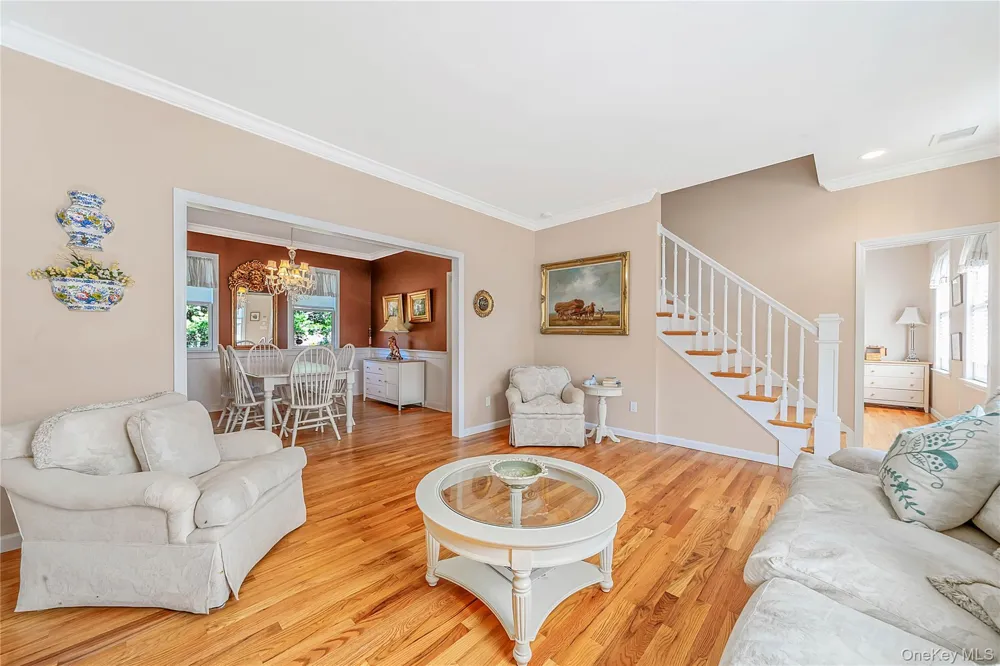 16 Foster Crossing East Quogue, NY 11942