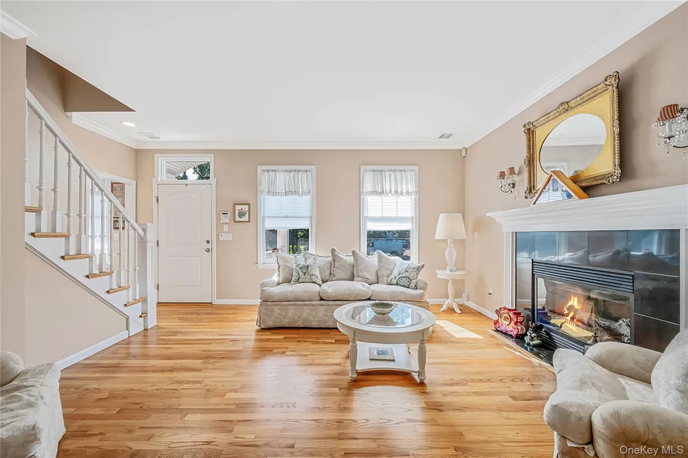 16 Foster Crossing East Quogue, NY 11942