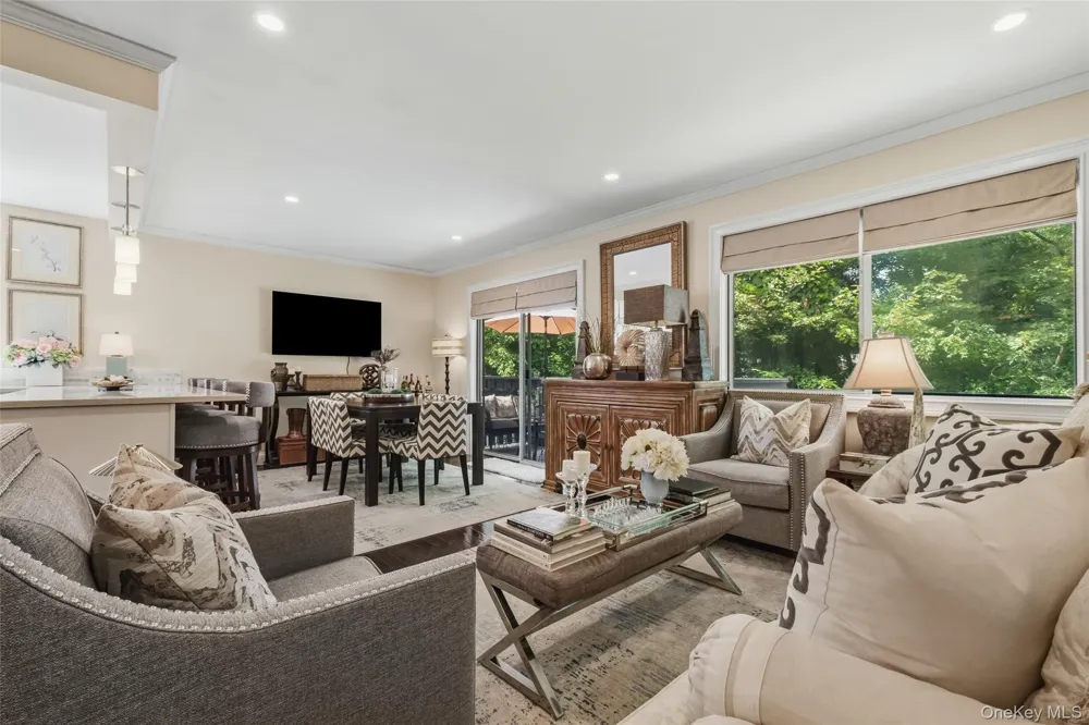 149 Flintlock Way #E Yorktown Heights, NY 10598