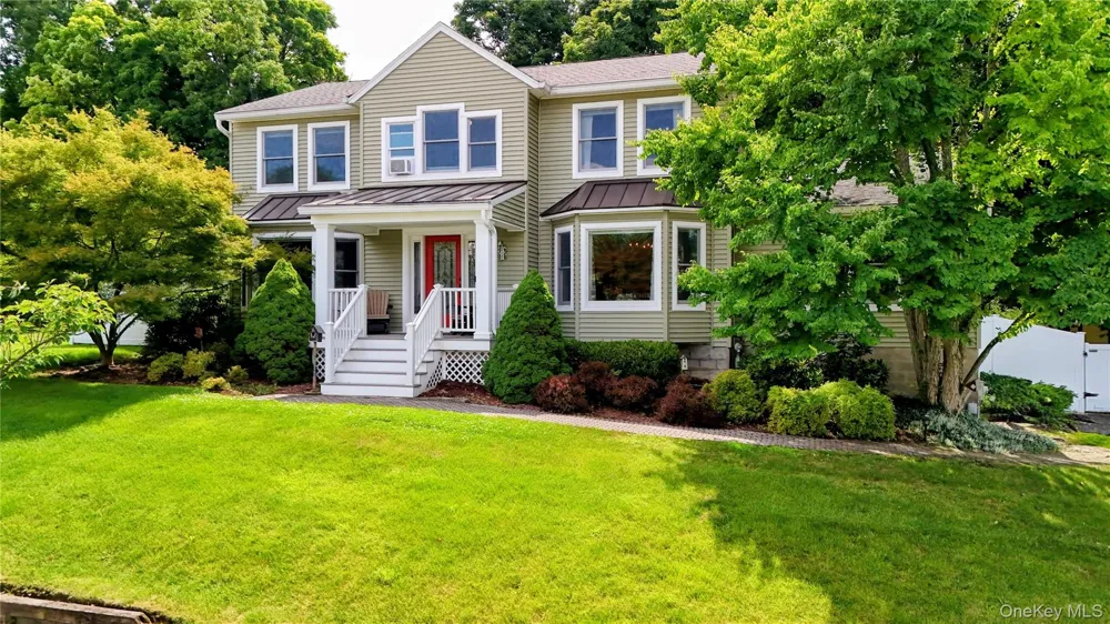 38 Kenilworth Lane Warwick, NY 10990