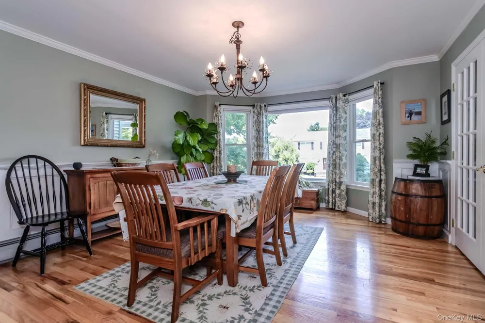 38 Kenilworth Lane Warwick, NY 10990