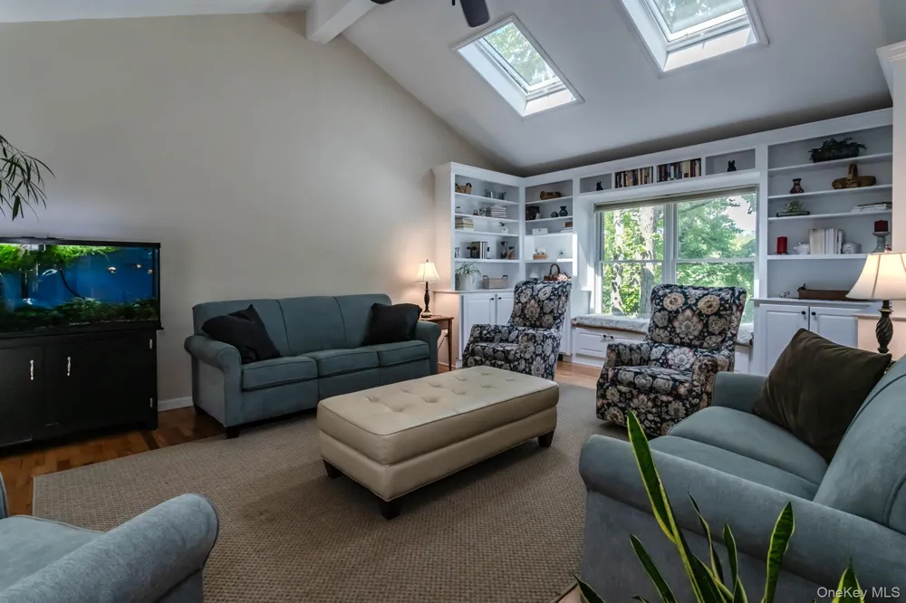 38 Kenilworth Lane Warwick, NY 10990