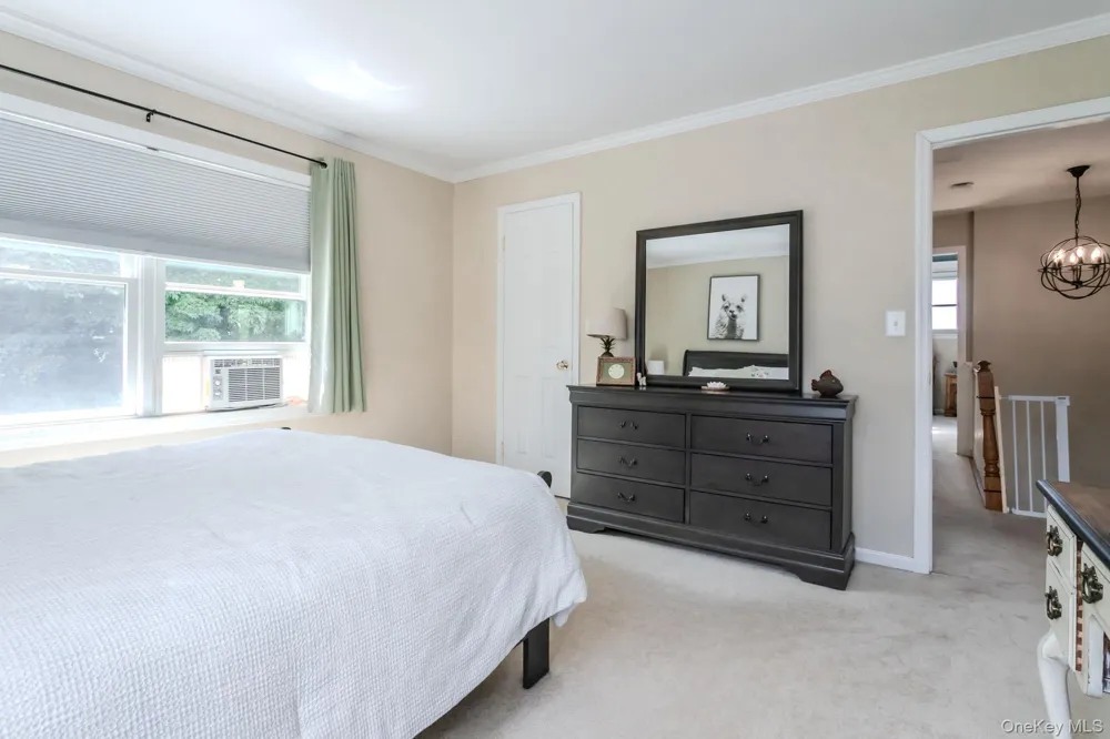 38 Kenilworth Lane Warwick, NY 10990
