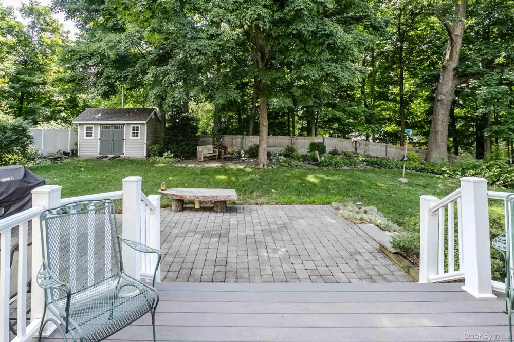 38 Kenilworth Lane Warwick, NY 10990