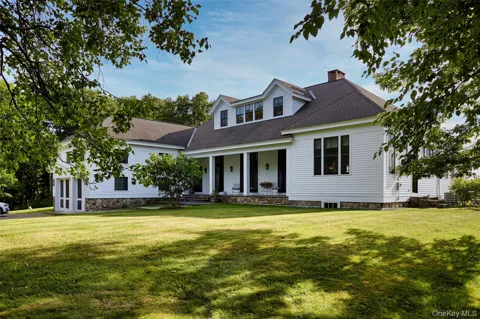 60 Blueberry Lane