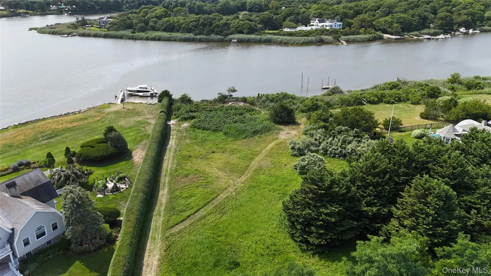 61 S Bay Avenue Eastport, NY 11941