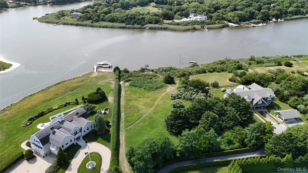 61 S Bay Avenue Eastport, NY 11941