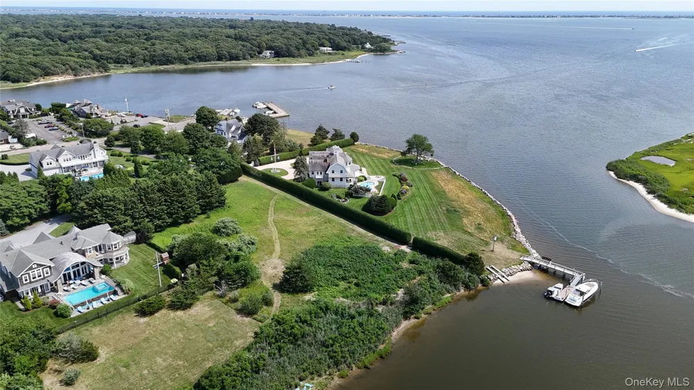 61 S Bay Avenue Eastport, NY 11941