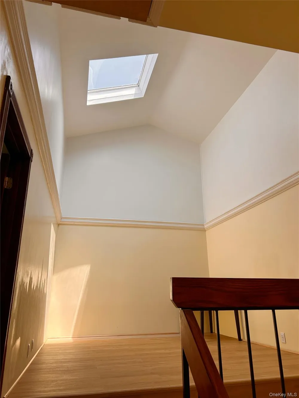190 Alta Terrace Jericho, NY 11753