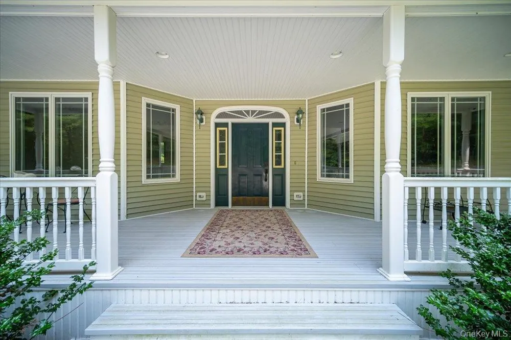 49 Barkit Kennel Road Pleasant Valley, NY 12569