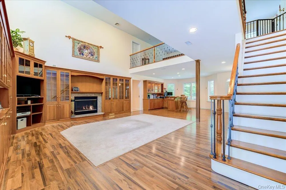 49 Barkit Kennel Road Pleasant Valley, NY 12569