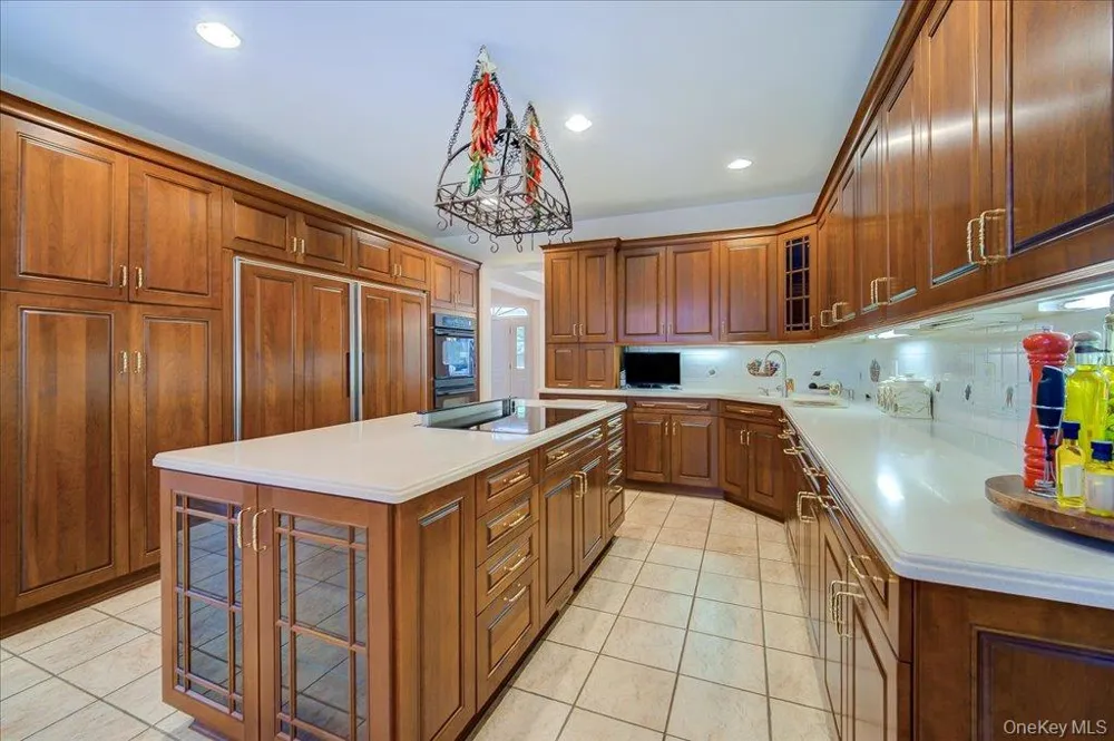 49 Barkit Kennel Road Pleasant Valley, NY 12569