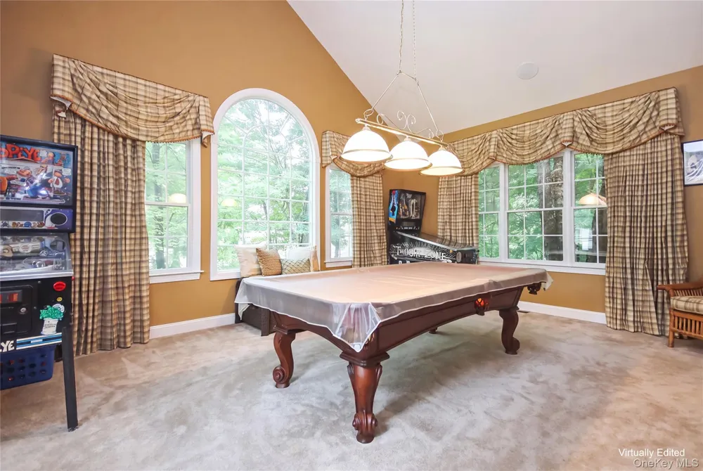 147 Creekside Road Hopewell Junction, NY 12533