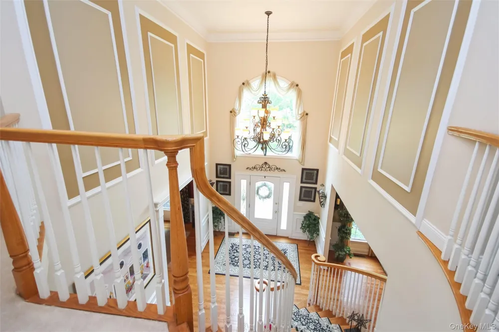 147 Creekside Road Hopewell Junction, NY 12533