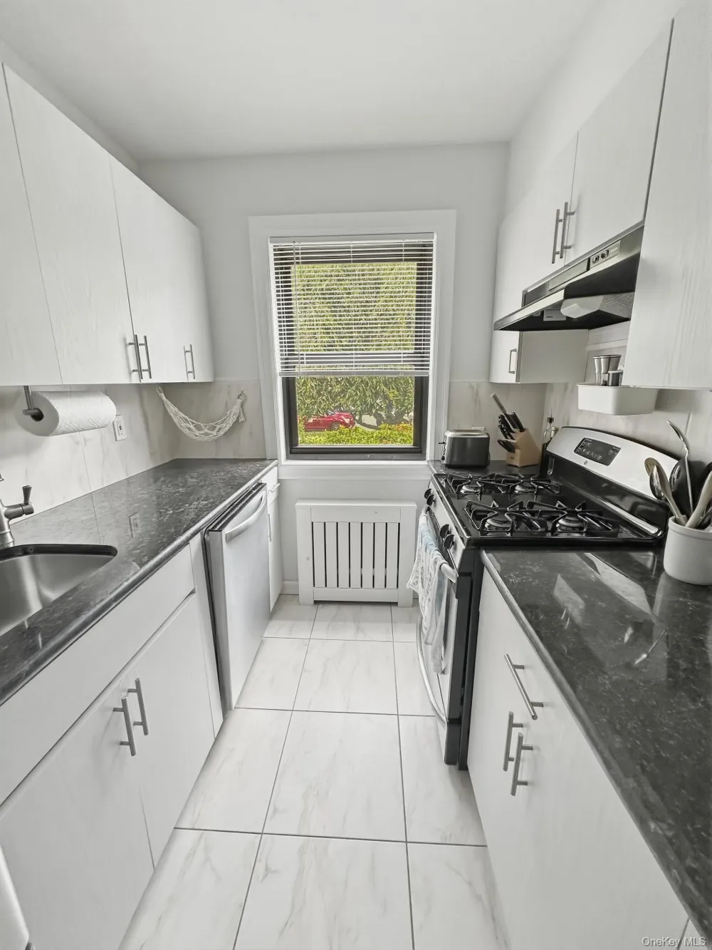 199-08 21st #1-327 Whitestone, NY 11357