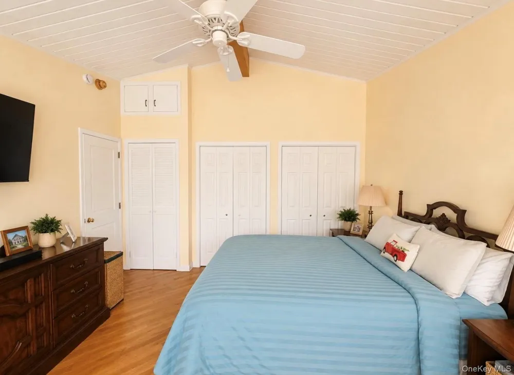 35 Library Avenue #8 R Westhampton Beach, NY 11978