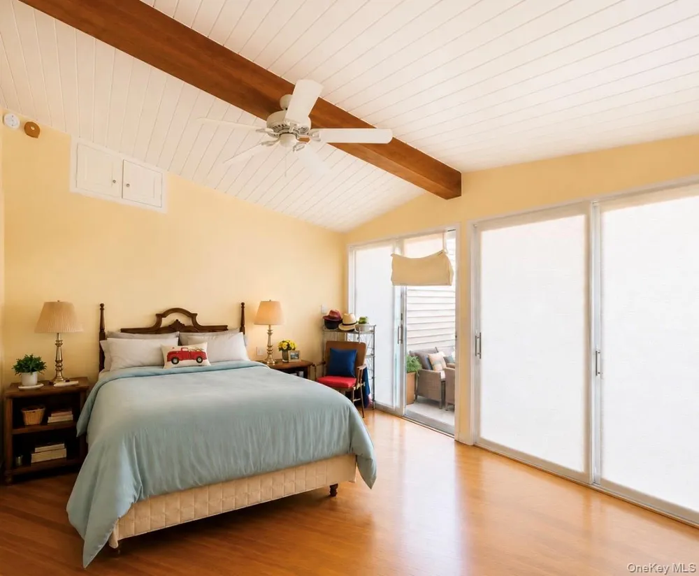 35 Library Avenue #8 R Westhampton Beach, NY 11978