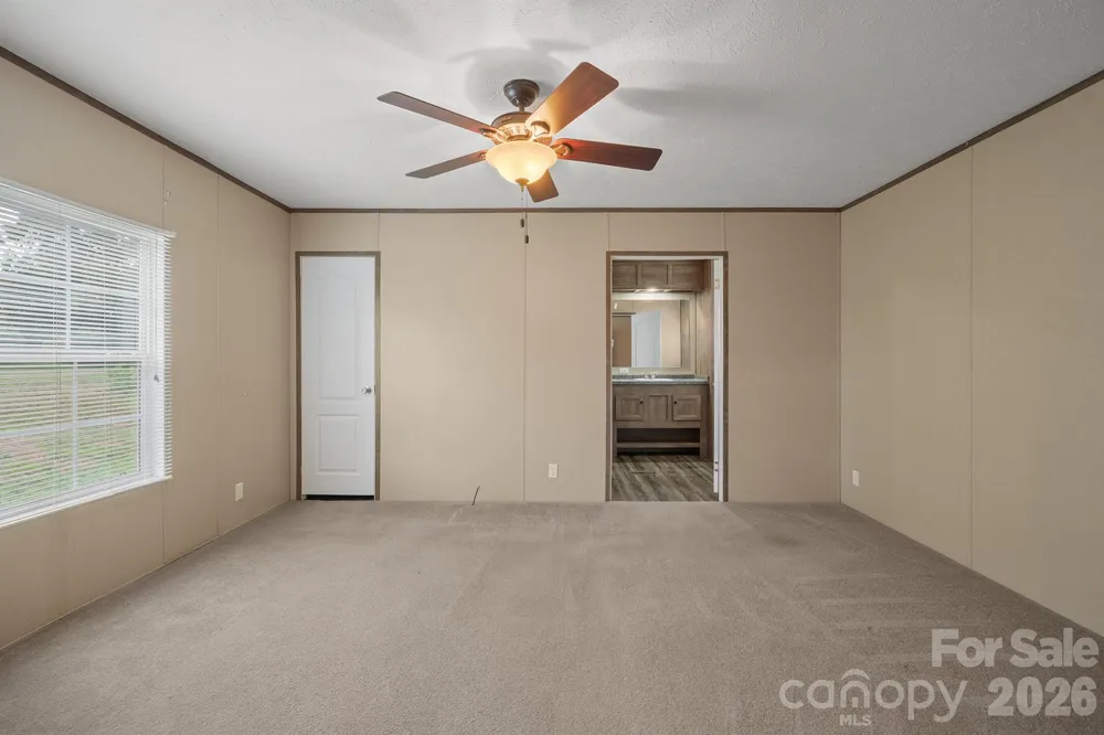 4059 Beach Road Hudson, NC 28638