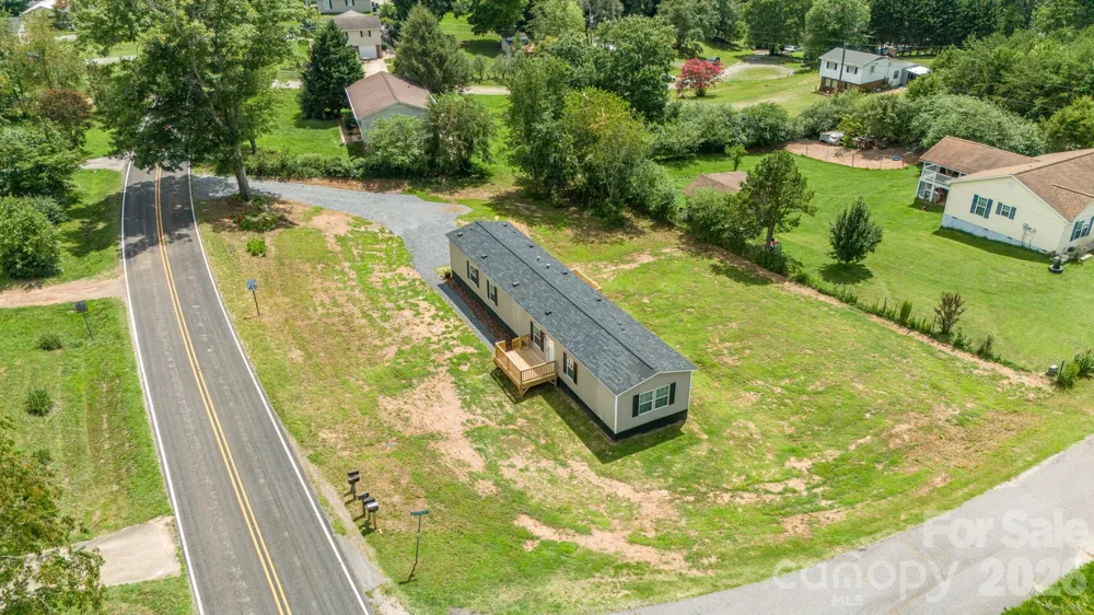 4059 Beach Road Hudson, NC 28638