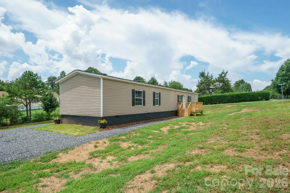 4059 Beach Road Hudson, NC 28638