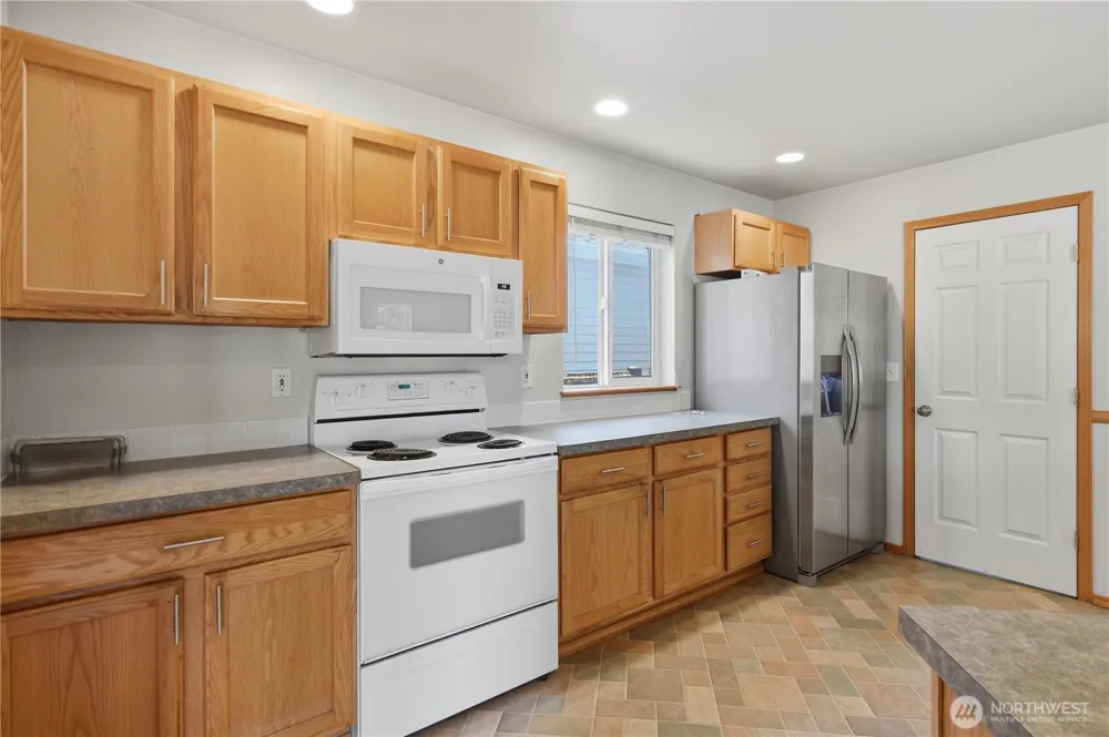 14803 48th Avenue SE Everett, WA 98208