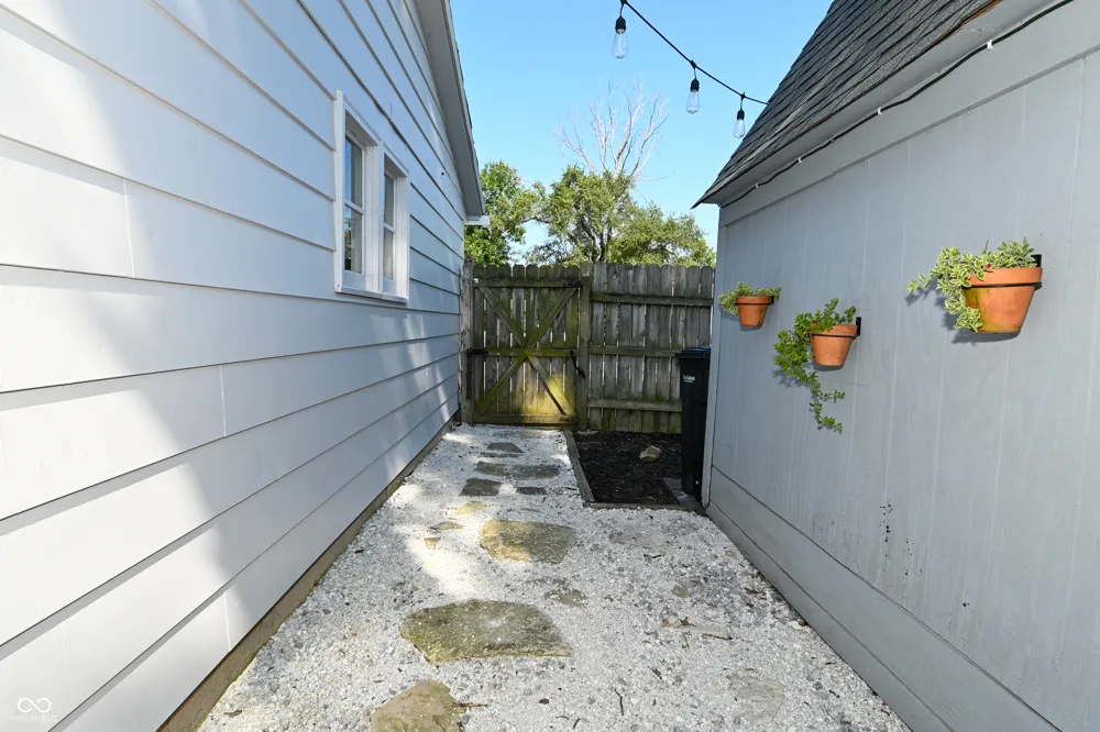 1420 Rochelle Drive Lafayette, IN 47909
