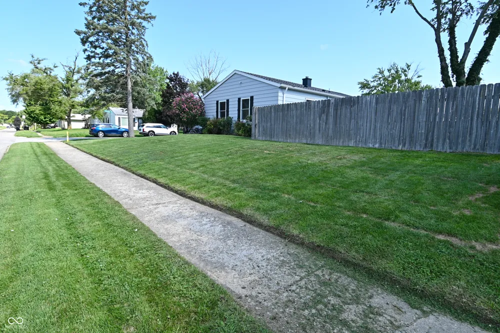 1420 Rochelle Drive Lafayette, IN 47909