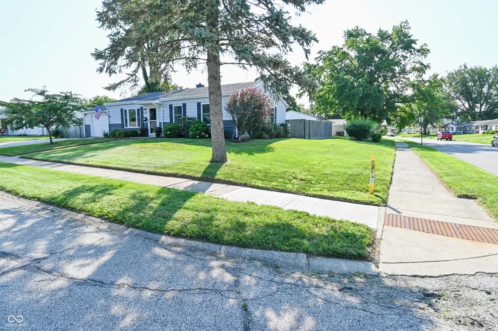 1420 Rochelle Drive Lafayette, IN 47909