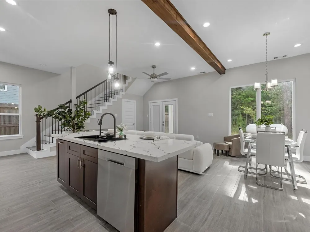 729 Magnolia Point Drive Huffman, TX 77336
