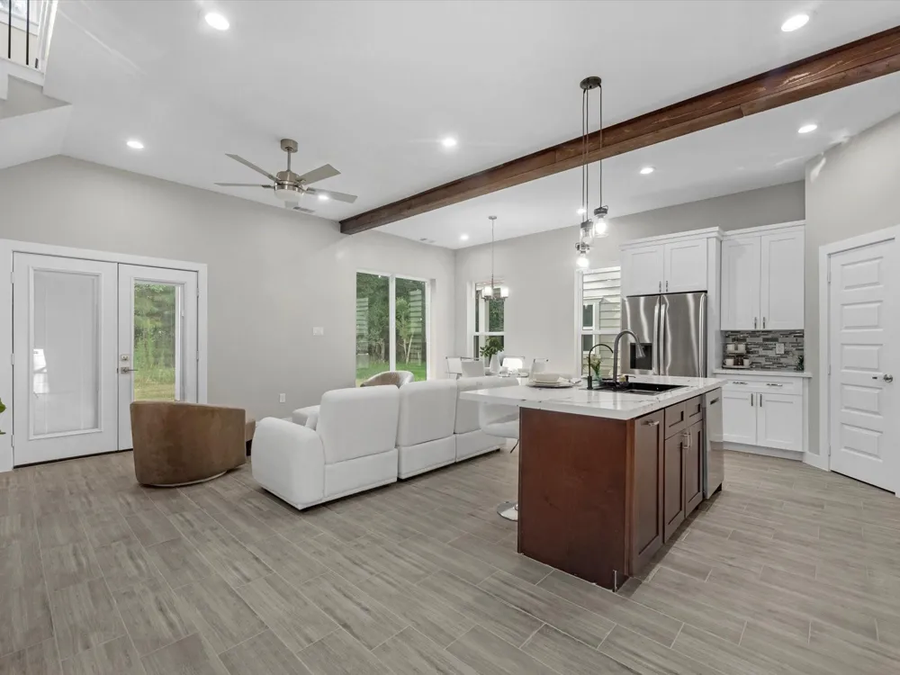 729 Magnolia Point Drive Huffman, TX 77336