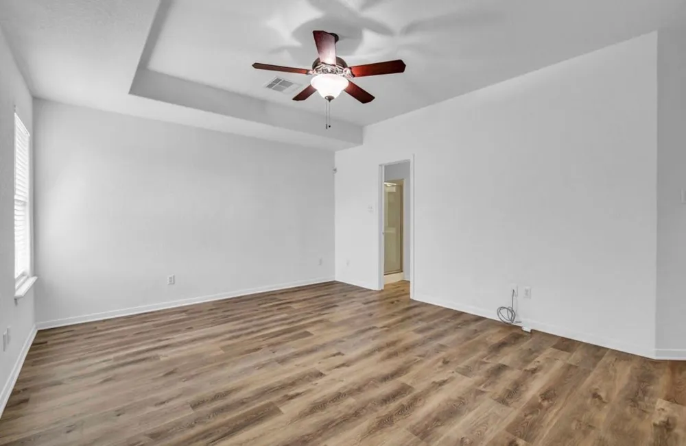 218 Lexington Avenue Clute, TX 77531