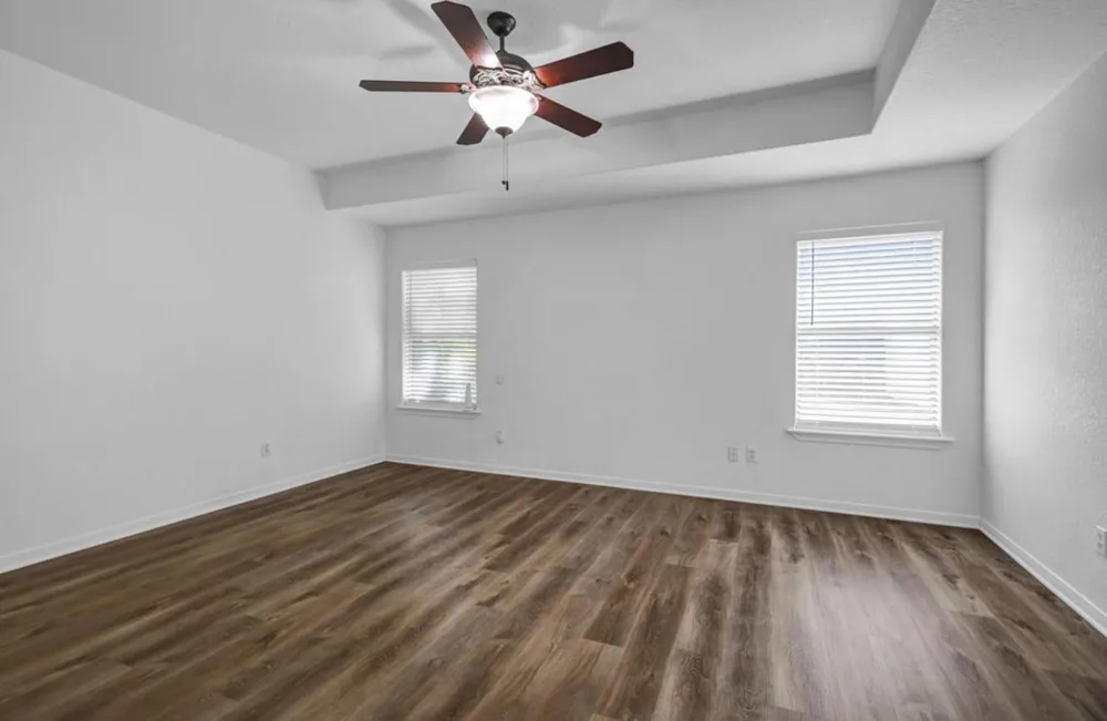 218 Lexington Avenue Clute, TX 77531