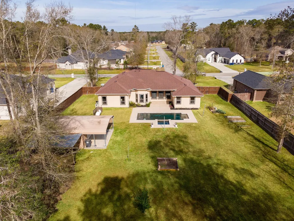 17326 Pecos Drive Splendora, TX 77372