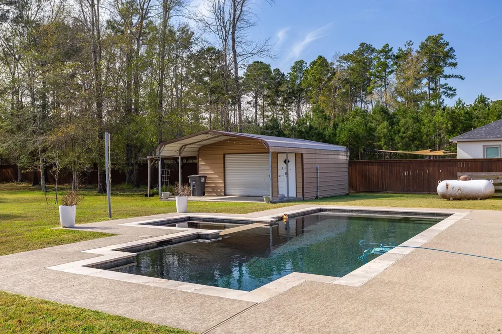 17326 Pecos Drive Splendora, TX 77372