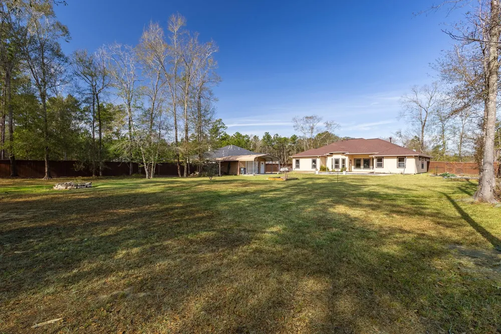 17326 Pecos Drive Splendora, TX 77372