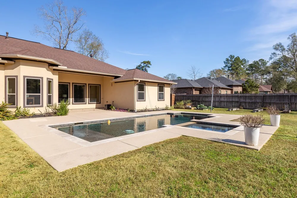 17326 Pecos Drive Splendora, TX 77372