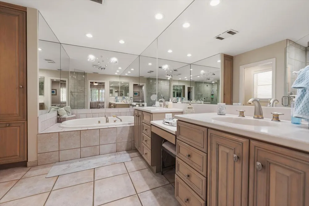 2308 BEACH TRAIL Indian Rocks Beach, FL 33785