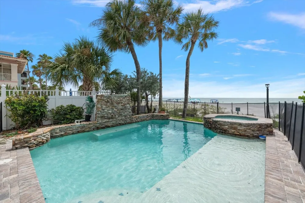 2308 BEACH TRAIL Indian Rocks Beach, FL 33785