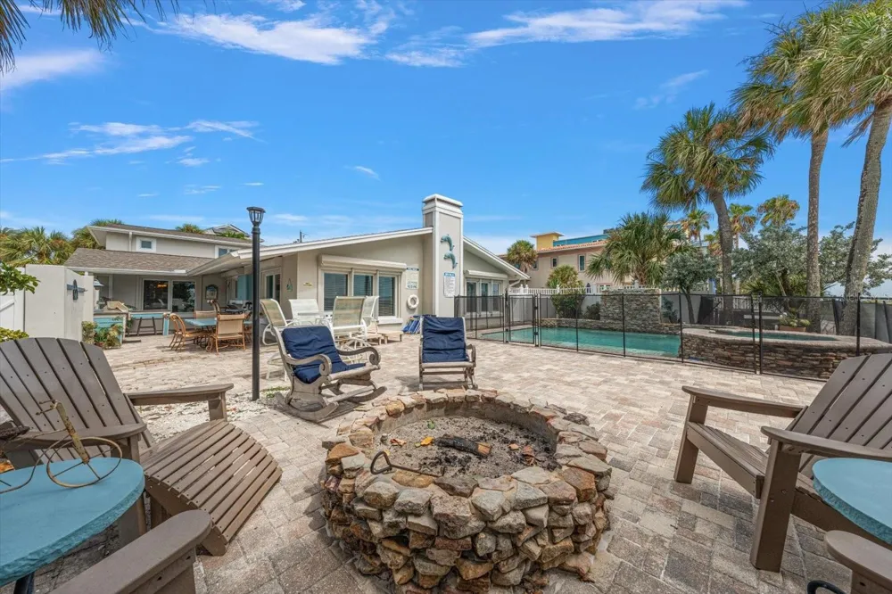 2308 BEACH TRAIL Indian Rocks Beach, FL 33785