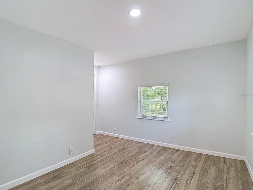 10009 FLORENCE AVENUE Tampa, FL 33612