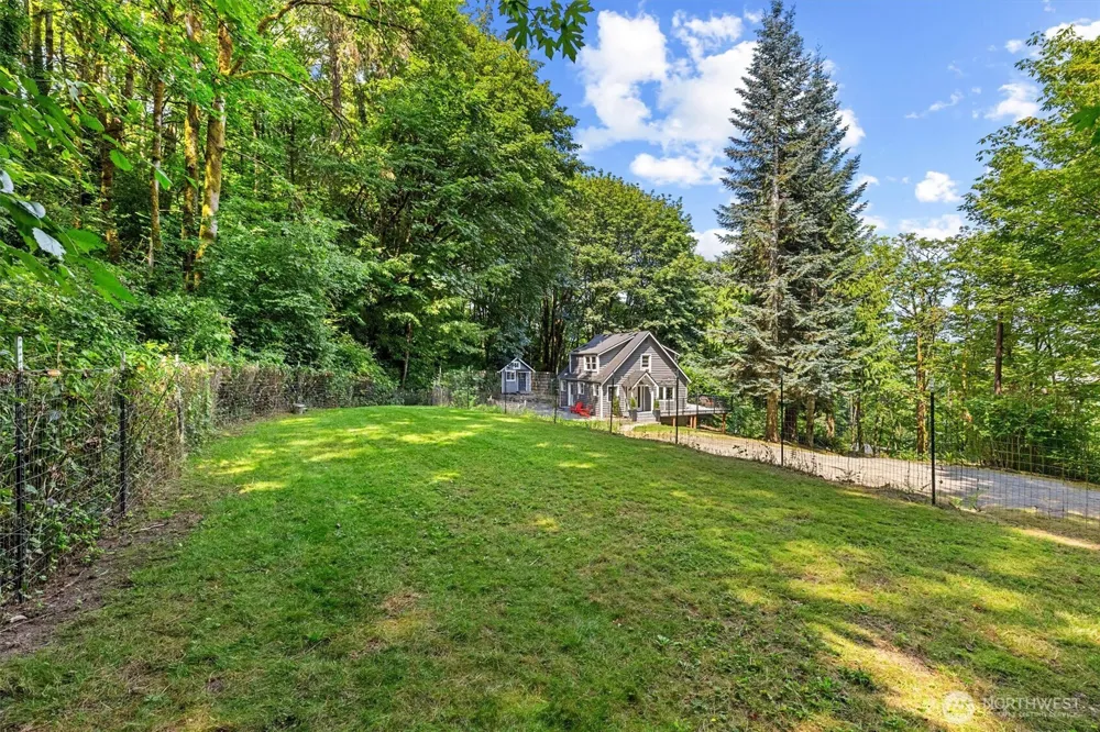 8233 NE 169th Street Kenmore, WA 98028