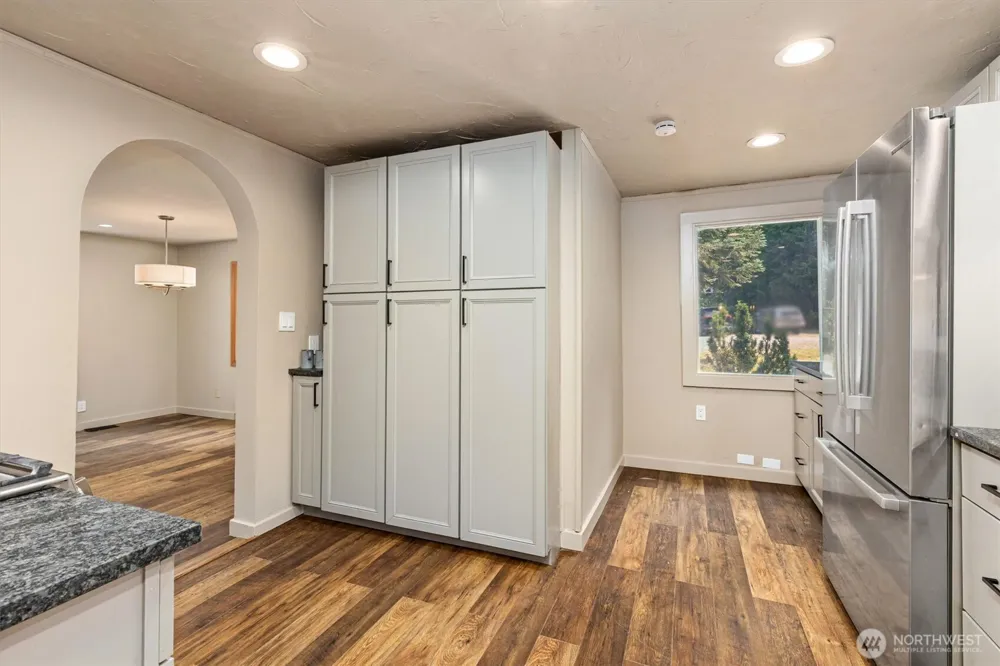 8233 NE 169th Street Kenmore, WA 98028