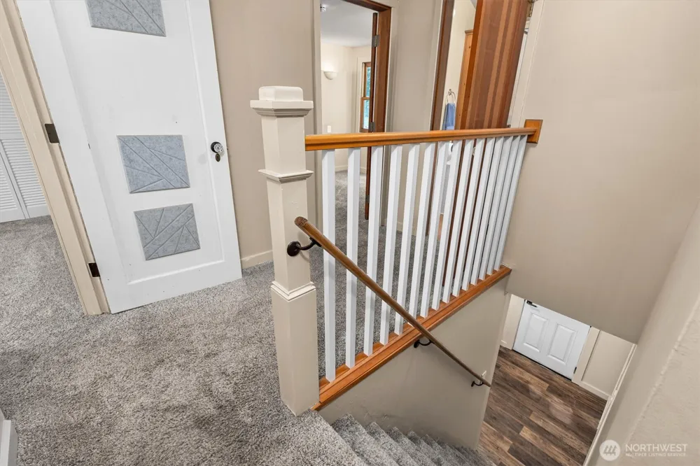 8233 NE 169th Street Kenmore, WA 98028